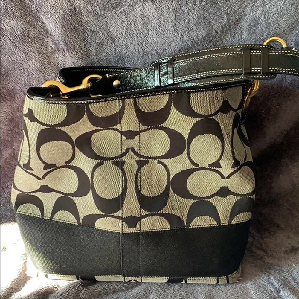 Coach shoulder bag